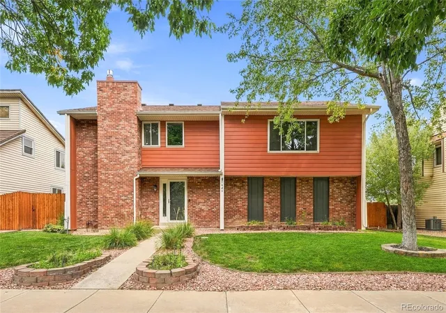 Photo 2 of Single family home for sale at 1085 E Midway Blvd, Broomfield, CO 80020 | MLS# 6879727 | Listing updated on 2026-09-17