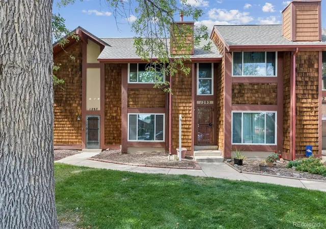 Photo 1 of Townhouse for sale at 1295 S Dillon Way, Aurora, CO 80012 | MLS# 8346530 | Listing updated on 2026-10-23