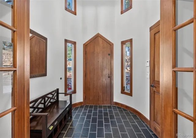 Photo 3 of Mansion for sale at 22594 Treetop Ln, Golden, CO 80401 | MLS# 2474266 | Listing updated on 2026-09-29