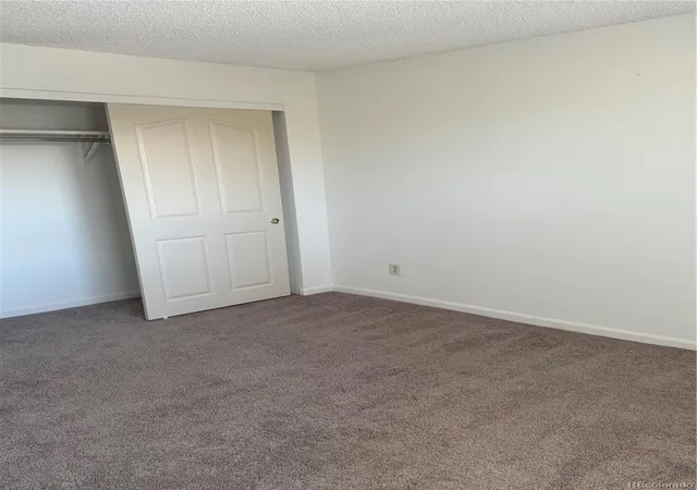 Listing Photo 5 - Condo for sale in building located at 1850 S Pitkin Cir, Aurora, CO 80017 - Unit #B