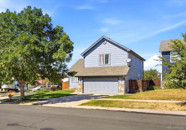 Photo 3 of Single family home for sale at 5061 Elkhart St, Denver, CO 80239 | MLS# 8907811 | Listing updated on 2026-09-15
