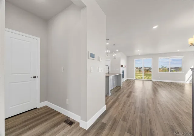 Photo 4 of Sale Pending at 18343 Grosbeak Pl, Parker, CO 80134 | MLS# 8253246 | Listing updated on 2026-09-28
