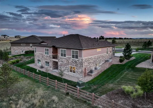 Photo 2 of Townhouse for sale at 8270 S Jackson Gap Ct, Aurora, CO 80016 | MLS# 7340243 | Listing updated on 2026-10-10