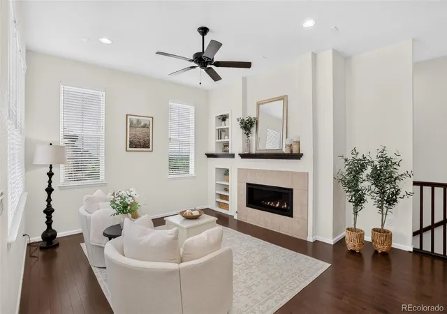 Photo 4 of Townhouse for sale at 8270 S Jackson Gap Ct, Aurora, CO 80016 | MLS# 7340243 | Listing updated on 2026-10-10