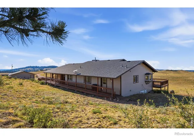 Photo 2 of Single family home for sale at 795 Sundance Dr, Livermore, CO 80536 | MLS# IR1068218 | Listing updated on 2026-09-28