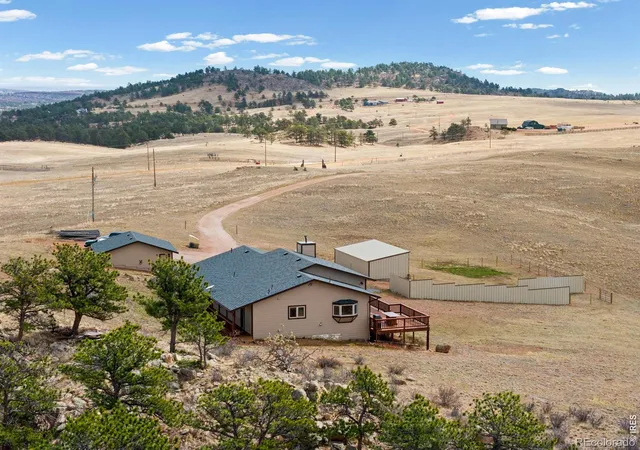 Photo 3 of Single family home for sale at 795 Sundance Dr, Livermore, CO 80536 | MLS# IR1068218 | Listing updated on 2026-10-28