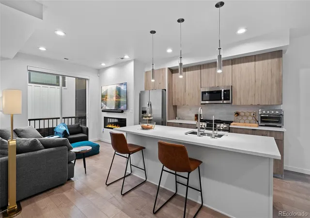 Photo 4 of Townhouse for sale at 1930 Hooker St #3, Denver, CO 80204 | MLS# 6663879 | Listing updated on 2026-09-23