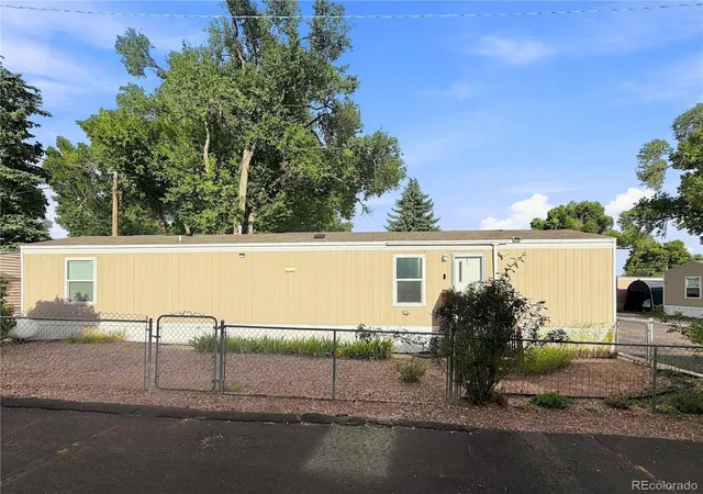Photo 2 of Manufactured home for sale at 3410 N El Paso St, Colorado Springs, CO 80907 | MLS# 3209536 | Listing updated on 2026-10-03