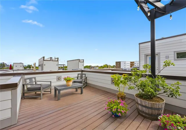 Photo 2 of Townhouse for sale at 1556 Quitman St, Denver, CO 80204 | MLS# 9679840 | Listing updated on 2026-10-09