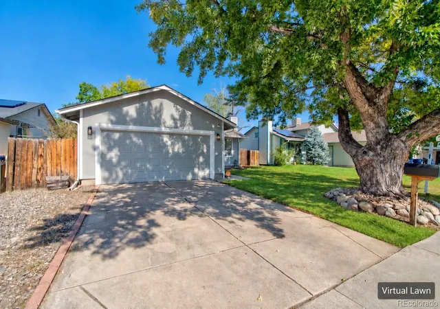 Photo 4 of Single family home for sale at 16151 E Oxford Dr, Aurora, CO 80013 | MLS# 2988084 | Listing updated on 2026-10-08