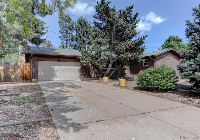 Photo 2 of Single family home for sale at 9535 W Kentucky Ave, Lakewood, CO 80226 | MLS# 7246769 | Listing updated on 2026-10-02