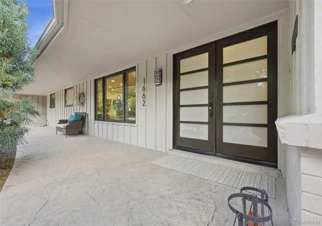 Photo 2 of Single family home for sale at 1662 Crestridge Dr, Greenwood Village, CO 80121 | MLS# 4943409 | Listing updated on 2026-09-19
