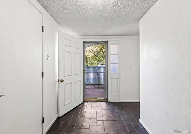 Listing Photo 5 - Condo for sale in building located at 2784 S Wheeling Wy, Aurora, CO 80014