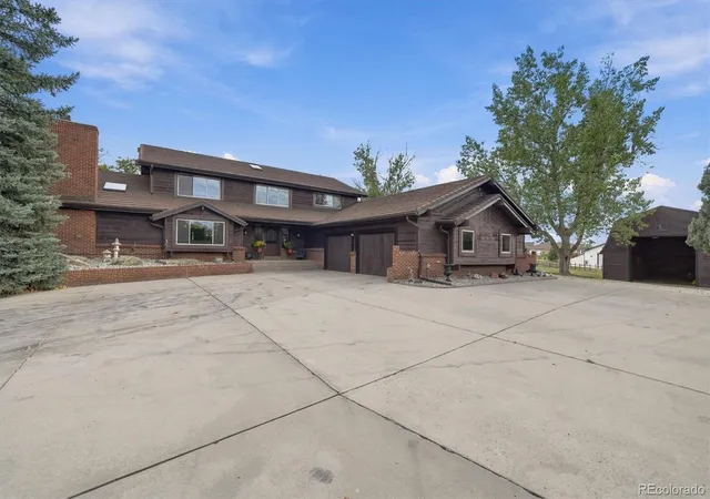 Photo 2 of Single family home for sale at 11375 Lewistown St, Commerce City, CO 80022 | MLS# 7412963 | Listing updated on 2026-09-20