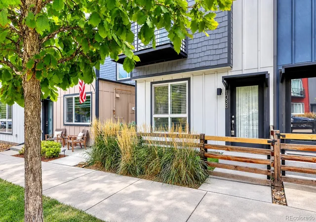 Townhouse for sale at 1038 Depew St, Lakewood, CO 80214 | MLS# 7192696