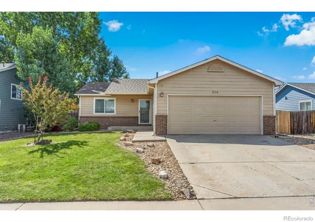 Photo 3 of Sale Pending at 320 E Lilac St, Milliken, CO 80543 | MLS# IR1068243 | Listing updated on 2026-09-23