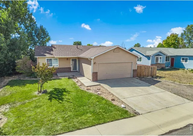 Photo 4 of Sale Pending at 320 E Lilac St, Milliken, CO 80543 | MLS# IR1068243 | Listing updated on 2026-09-23