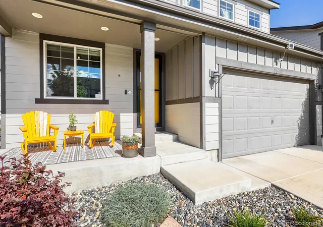 Photo 3 of Single family home for sale at 3543 Makley Cir, Castle Rock, CO 80104 | MLS# 2258632 | Listing updated on 2026-09-12