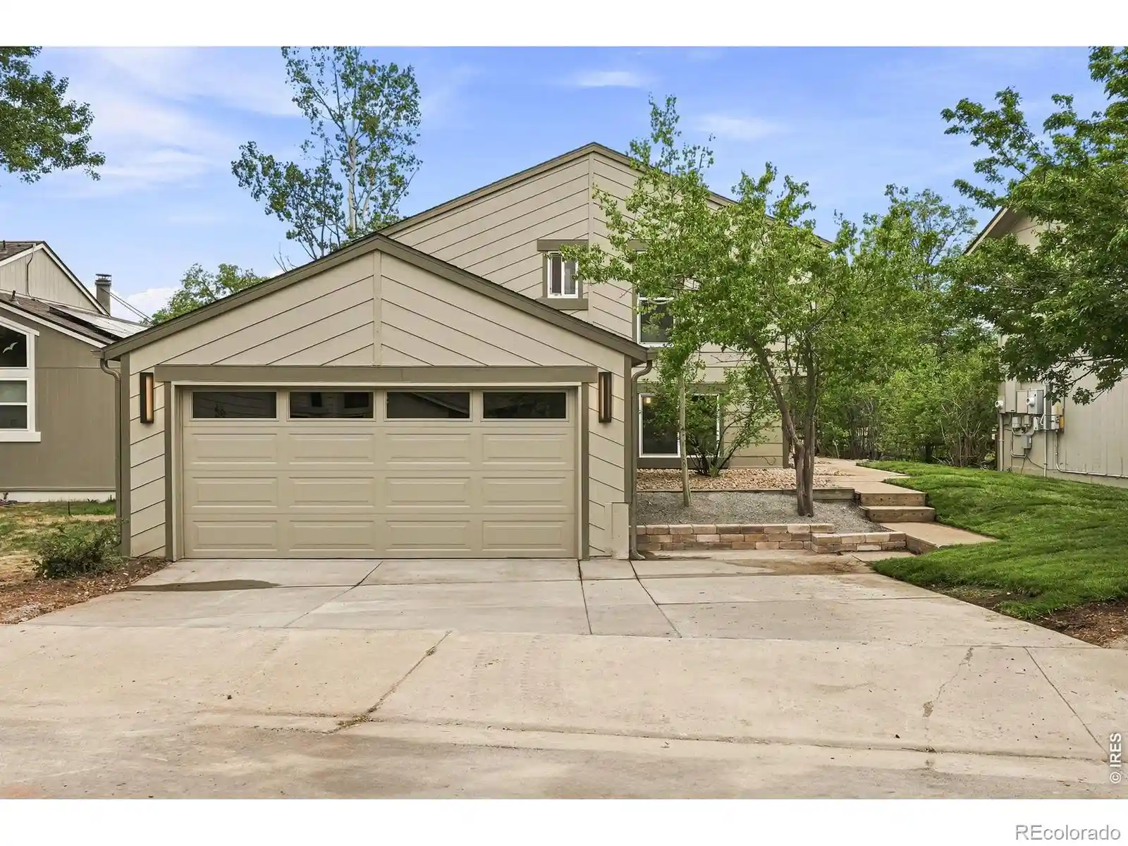 Photo 2 of Single family home for sale at 3760 Silver Plume Ln, Boulder, CO 80305 | MLS# IR1068248 | Listing updated on 2026-09-26