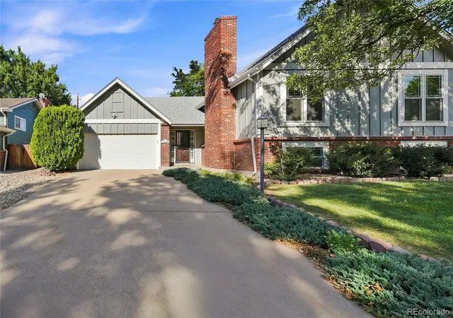 Photo 3 of Single family home for sale at 11865 E Louisiana Ave, Aurora, CO 80012 | MLS# 3819307 | Listing updated on 2026-10-07