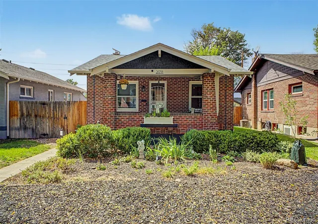 Photo 3 of Single family home for sale at 2051 S Sherman St, Denver, CO 80210 | MLS# 2317497 | Listing updated on 2026-10-21