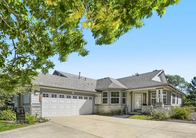 Townhouse for sale at 23782 E Kettle Pl, Aurora, CO 80016 | MLS# 4700587
