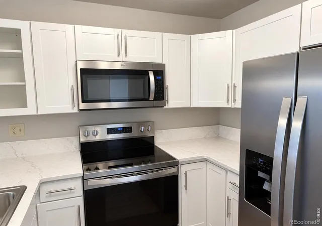 Photo 3 of Condo for sale at 2960 W Stuart St #201, Fort Collins, CO 80526 | MLS# IR1068265 | Listing updated on 2026-10-08