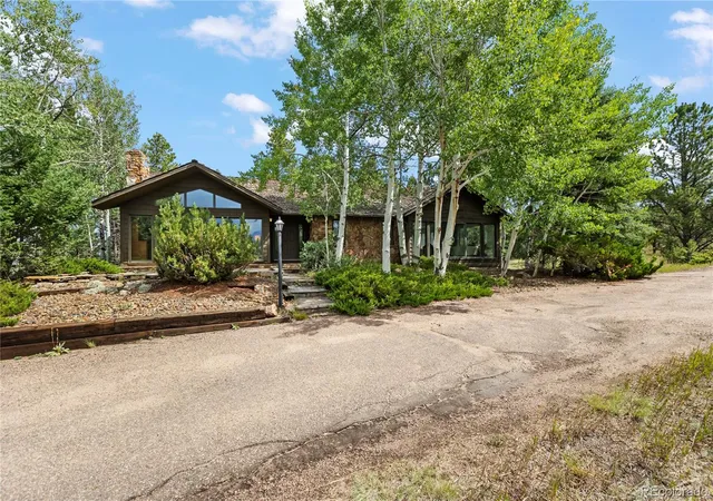 Photo 1 of Single family home for sale at 580 Mills Ranch Rd, Woodland Park, CO 80863 | MLS# 4466202 | Listing updated on 2026-09-28