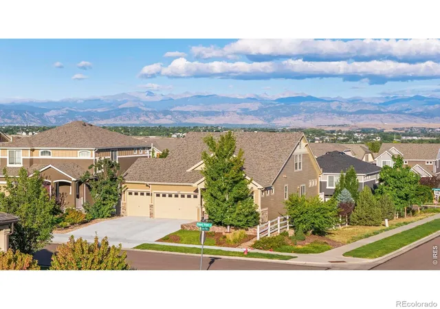 Photo 2 of Single family home for sale at 122 Poppy View Ln, Erie, CO 80516 | MLS# IR1068268 | Listing updated on 2026-09-20