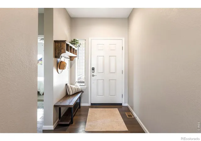 Photo 4 of Single family home for sale at 122 Poppy View Ln, Erie, CO 80516 | MLS# IR1068268 | Listing updated on 2026-09-20