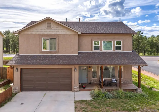 Photo 1 of Single family home for sale at 701 Valley View Dr, Woodland Park, CO 80863 | MLS# 3708745 | Listing updated on 2026-10-01