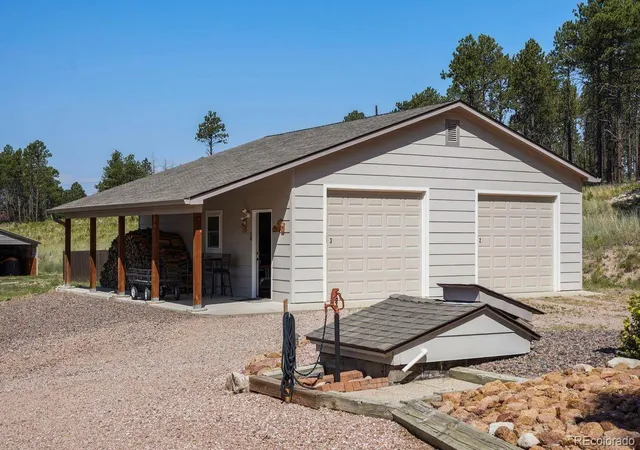 Photo 3 of Single Family Residence at 13290 Pinery Dr, Colorado Springs, CO 80908 | MLS# 3729995 | | Sold on 2026-10-07