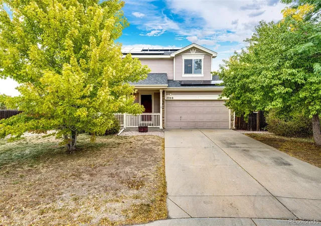 Photo 3 of Single family home for sale at 2308 S Genoa Way, Aurora, CO 80013 | MLS# 4088766 | Listing updated on 2026-10-03