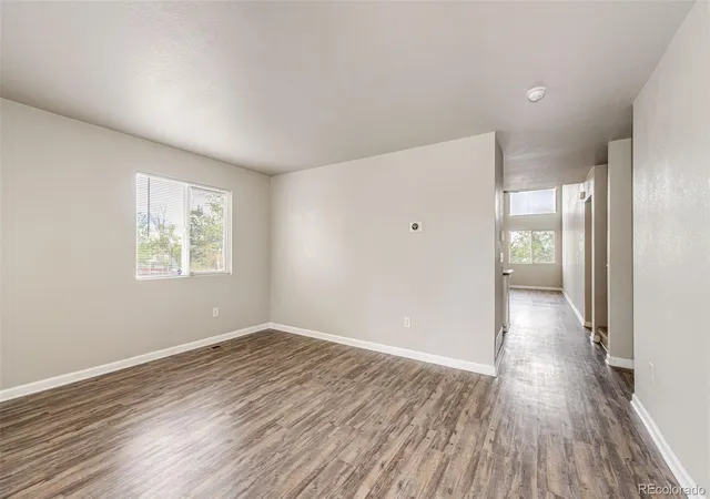 Photo 4 of Single family home for sale at 2308 S Genoa Way, Aurora, CO 80013 | MLS# 4088766 | Listing updated on 2026-10-22