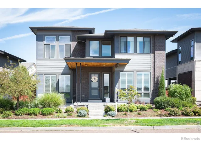 Single family home for sale at 7945 E Prairie Meadow Dr, Denver, CO 80238 | MLS# IR1068296
