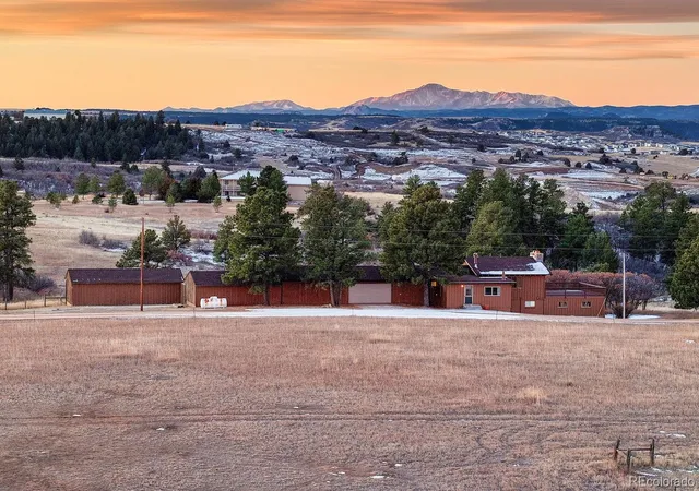 Photo 1 of Single family home for sale at 271 N Ridge Rd, Castle Rock, CO 80104 | MLS# 2170449 | Listing updated on 2026-09-16