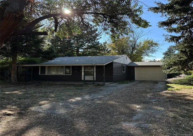 Photo 3 of Single family home for sale at 1685 Quay St, Lakewood, CO 80214 | MLS# 5968703 | Listing updated on 2026-09-24