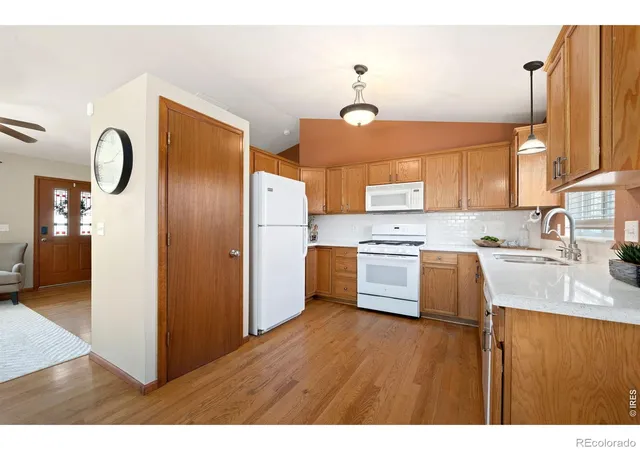 Photo 4 of Single family home for sale at 4110 Stringtown Dr, Loveland, CO 80538 | MLS# IR1068301 | Listing updated on 2026-10-05