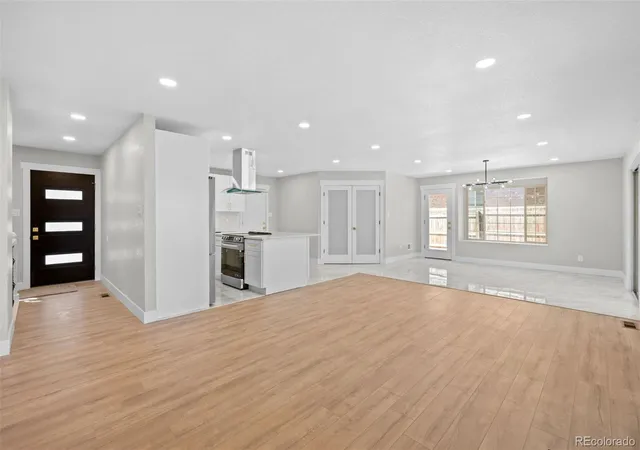 Photo 1 of Single family home for sale at 300 S Kendall St, Lakewood, CO 80226 | MLS# 8003207 | Listing updated on 2026-09-24