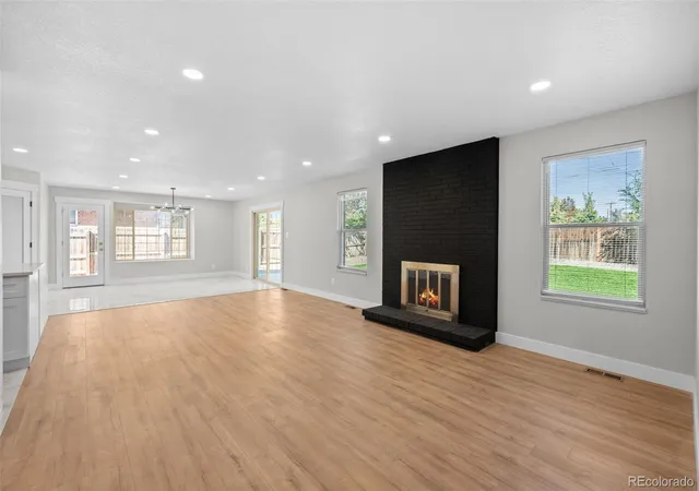 Photo 4 of Single family home for sale at 300 S Kendall St, Lakewood, CO 80226 | MLS# 8003207 | Listing updated on 2026-09-24