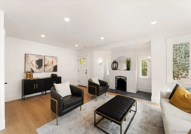 Photo 4 of Single family home for sale at 265 S Pennsylvania St, Denver, CO 80209 | MLS# 2521451 | Listing updated on 2026-09-17