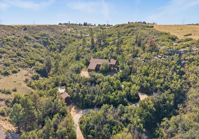 Photo 2 of Single family home for sale at 560 Valley Rd, Lone Tree, CO 80124 | MLS# 5506581 | Listing updated on 2026-10-05