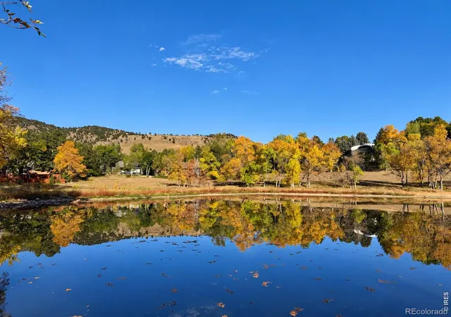 Photo 3 of Single family home for sale at 543 Linden Park Dr, Boulder, CO 80304 | MLS# IR1068318 | Listing updated on 2026-10-08