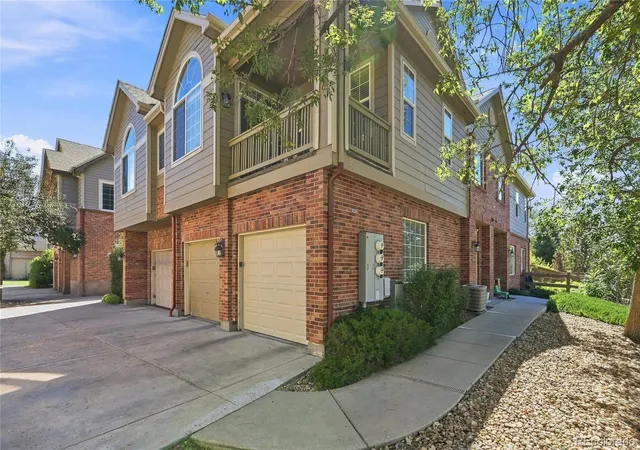 Listing Photo 4 - Condo for sale in building located at 221 Granby Wy, Aurora, CO 80011 - Unit #A