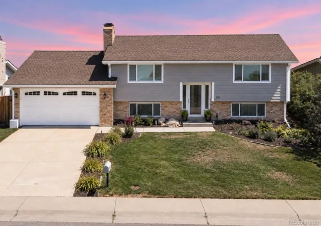 Photo 1 of Single family home for sale at 6995 W Rowland Ave, Littleton, CO 80128 | MLS# 9741387 | Listing updated on 2026-09-26