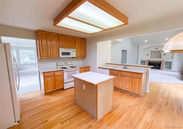 Photo 2 of Single family home for sale at 821 Sage Sparrow Cir, Highlands Ranch, CO 80129 | MLS# 9720702 | Listing updated on 2026-10-10