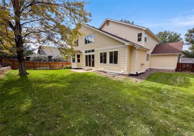 Photo 4 of Single family home for sale at 821 Sage Sparrow Cir, Highlands Ranch, CO 80129 | MLS# 9720702 | Listing updated on 2026-10-10
