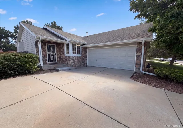 Photo 1 of Single family home for sale at 18959 E Linvale Pl, Aurora, CO 80013 | MLS# 1752926 | Listing updated on 2026-10-09
