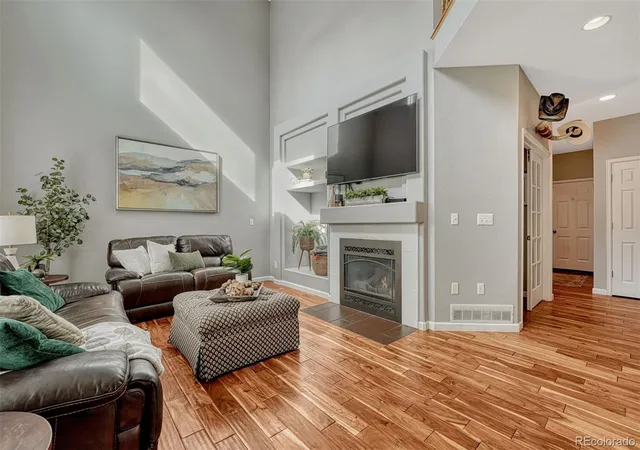 Photo 3 of Single family home for sale at 451 Rose Finch Cir, Highlands Ranch, CO 80129 | MLS# 7317140 | Listing updated on 2026-10-30