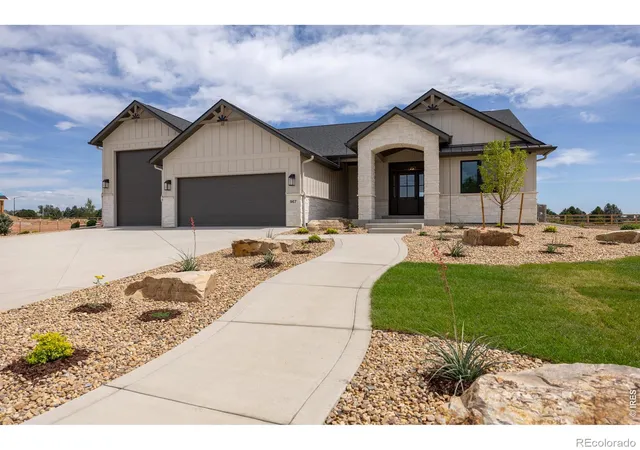 Photo 2 of Single family home for sale at 967 Warbling Dr, Windsor, CO 80550 | MLS# IR1068343 | Listing updated on 2026-10-05